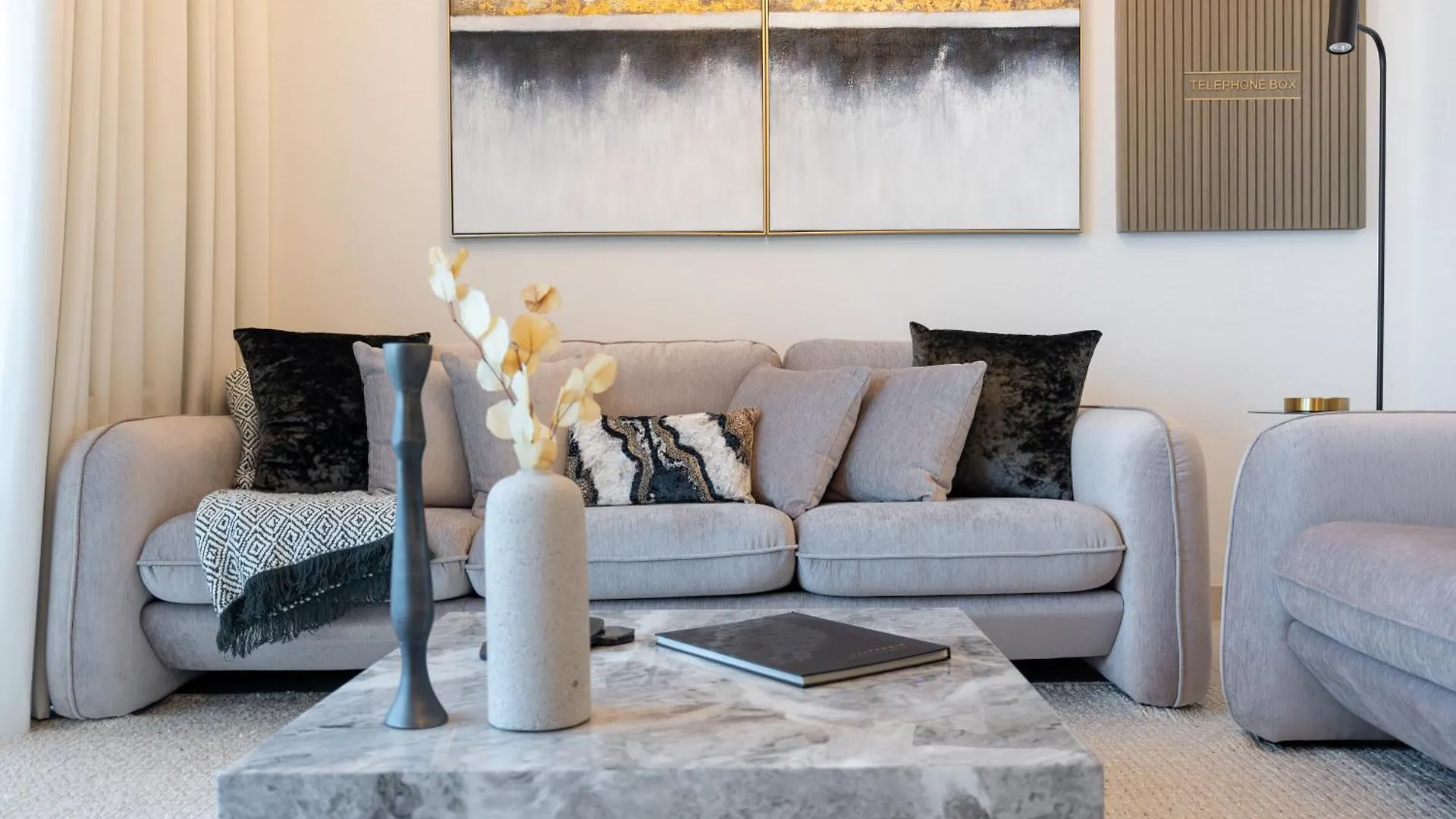 Keyrock Living - Luxury Furnished 2 Bedroom In Business Bay With Jacuzzi - Binghatti Canal Dubái Emiratos Árabes Unidos