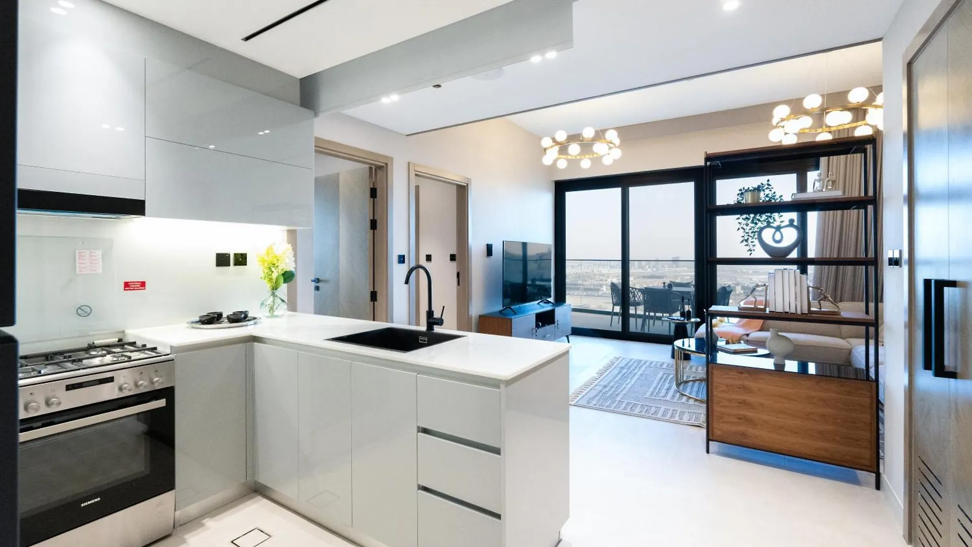 Keyrock Living - Luxury Furnished 2 Bedroom In Business Bay With Jacuzzi - Binghatti Canal Dubái