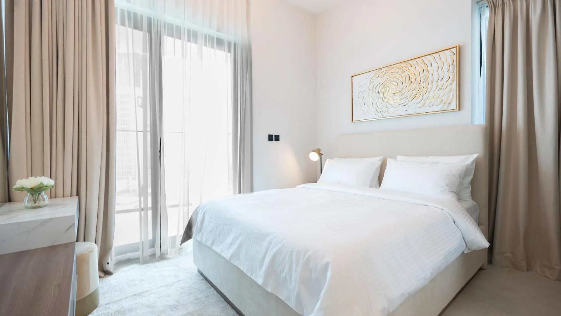 Keyrock Living - Luxury Furnished 2 Bedroom In Business Bay With Jacuzzi - Binghatti Canal Dubai Appartement